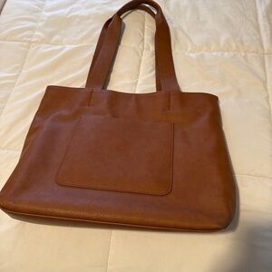 Universal Thread Tan Tote with Zipper